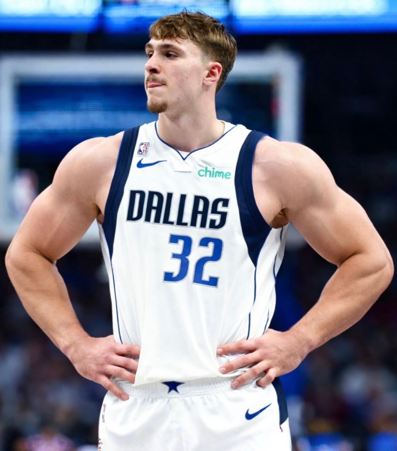 汉堡夹层配置，💪🏻🥩💪🏻Images via nba.mogul 