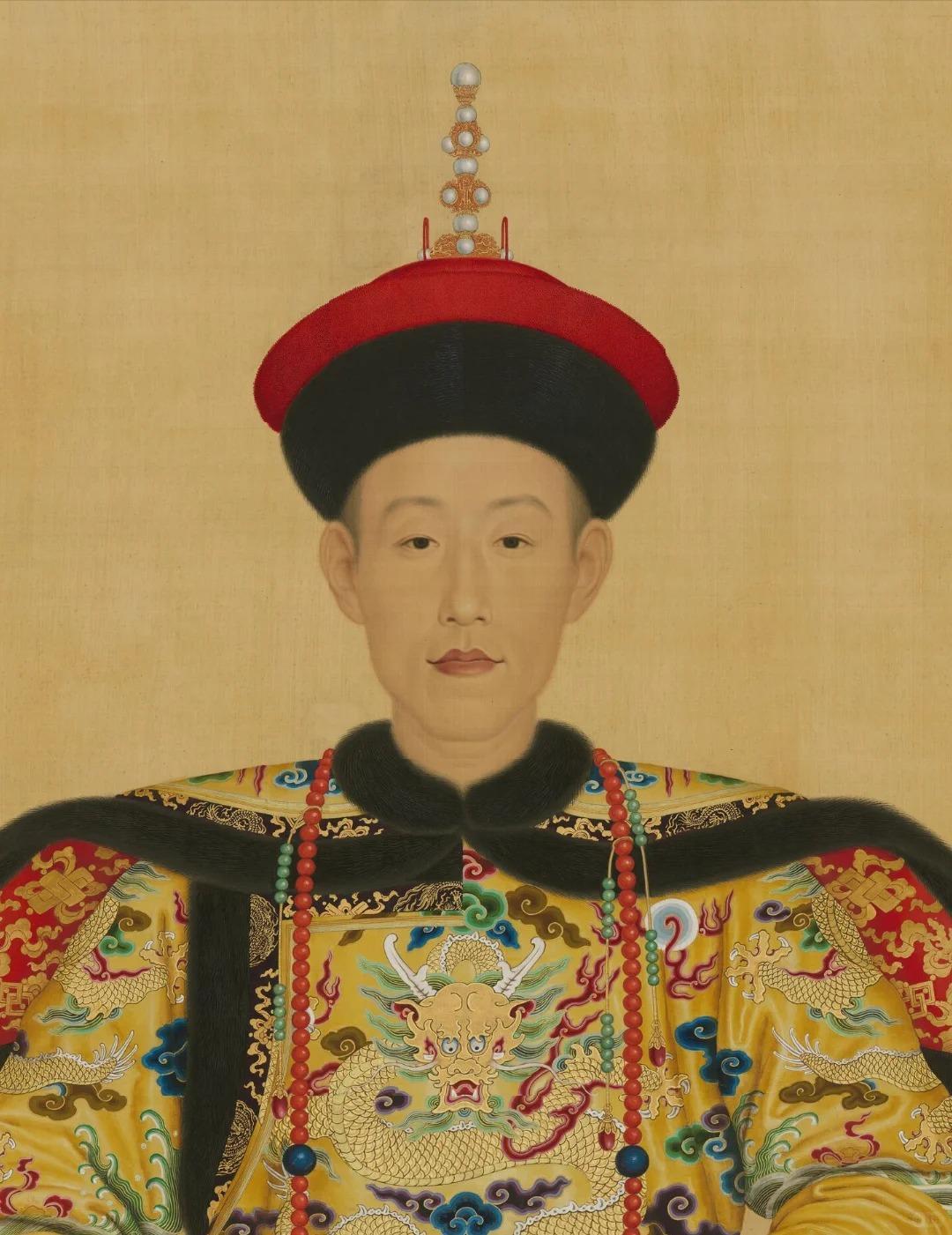 孝庄问8岁玄烨：你父皇的后宫佳丽该咋玄烨道出三字。
 
你以为这只是祖孙俩随口的