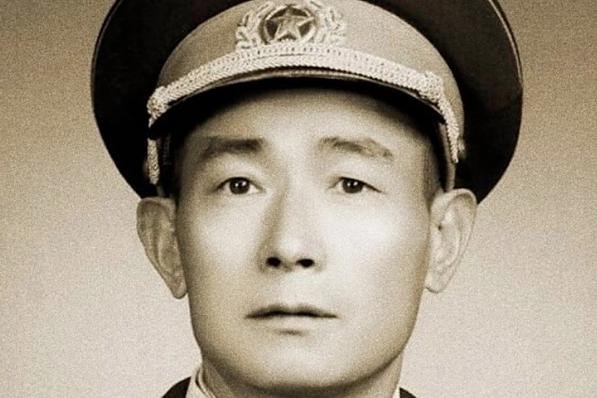 抗战时期，八路军太行军区第一军分区陆续送一批干部回延安学习。这是大背景。有一年，
