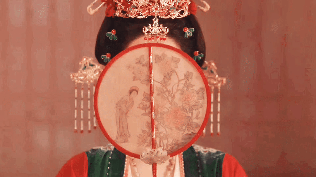 杨紫回应刘诗诗锦绣芳华第一集太甜太有意义了，我也想拥有何惟芳这样的老板，对员工细