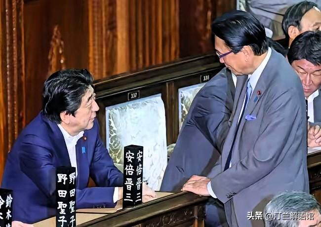 🔥特报！中方重拳反制日本右翼，高市核心幕僚被锁死！
 
3月30日突发重磅！外