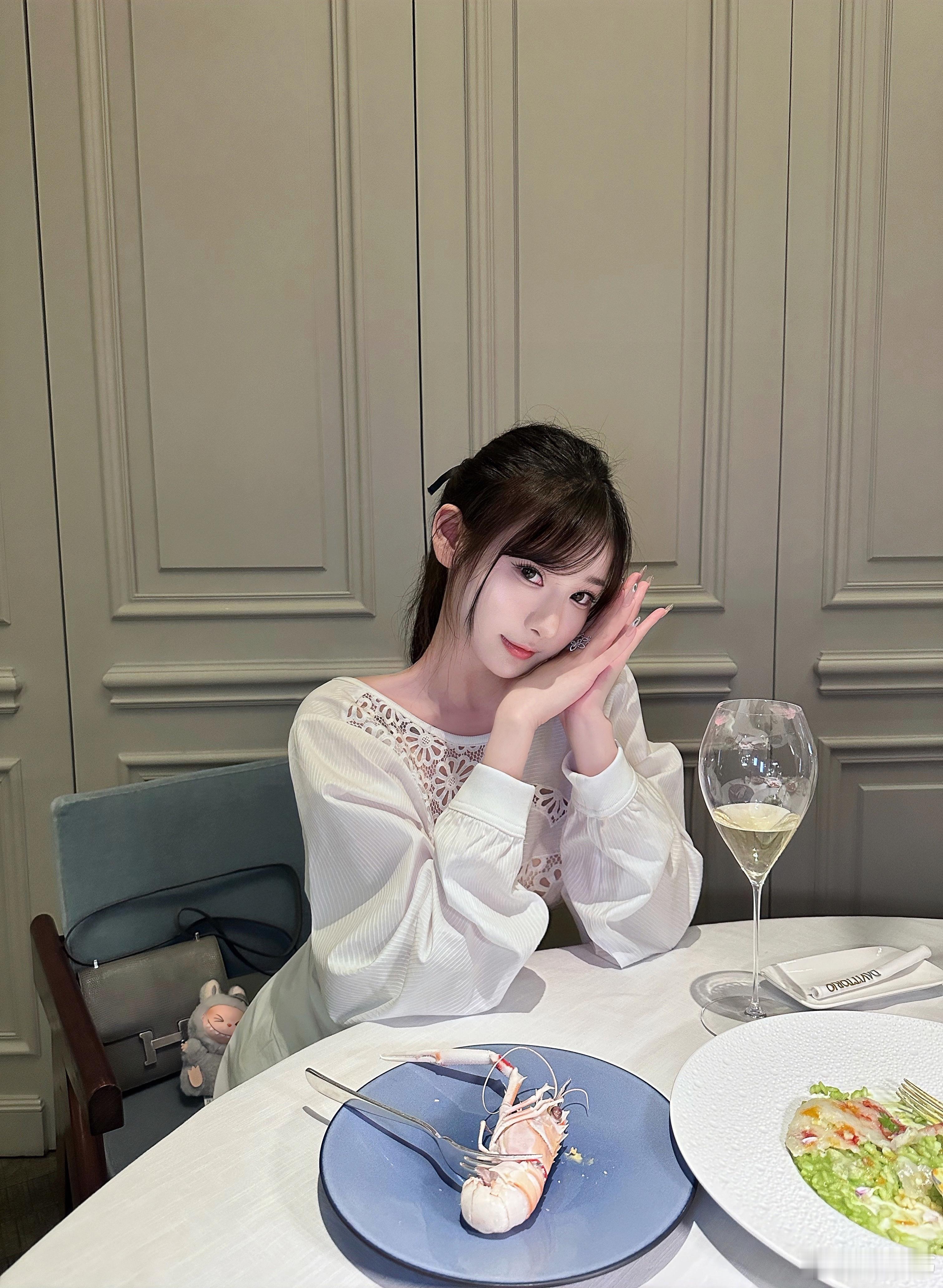 在DA吃到撑 ～  ​​​