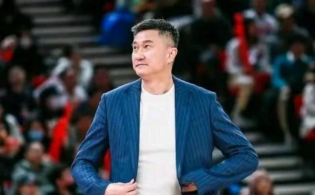 广东男篮今晚输掉半决赛首场，输了就是输了，没啥抱怨的，第3节没打好，总结一下，后