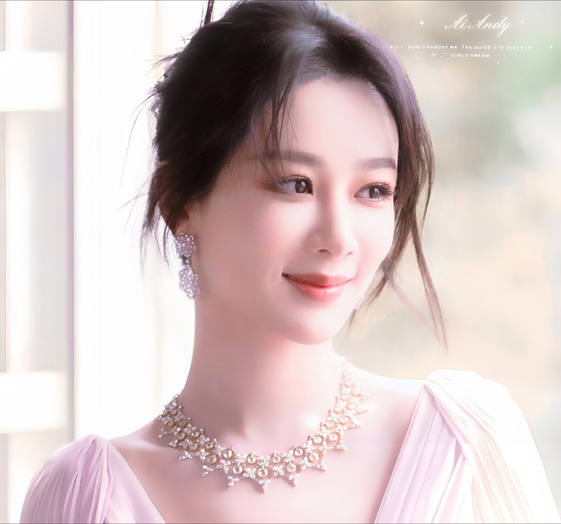杨紫  yz杨紫董竹君yz杨紫玉兰花开君再来即使流言蜚语再多我也要走下去【杨紫董