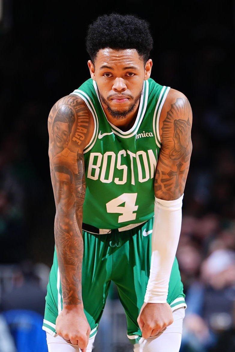 JCowleyHoops报道，公牛仍在探索涉及阿约·多苏穆、科林·塞克斯顿、安芬