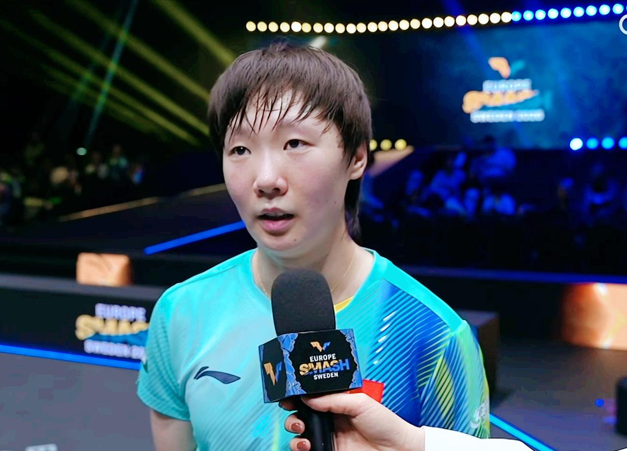 王曼昱为什么4:0零封蒯曼？赛后采访，鳗鱼一句话保护了蒯曼。

记者问：恭喜鳗鱼