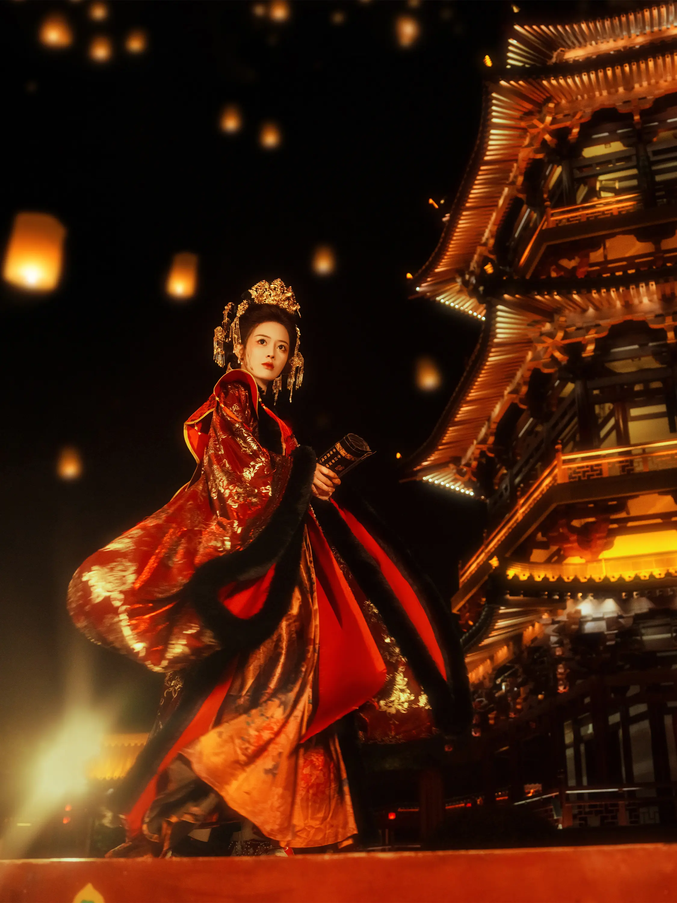 天选女帝既视感✨贵气感绝了。