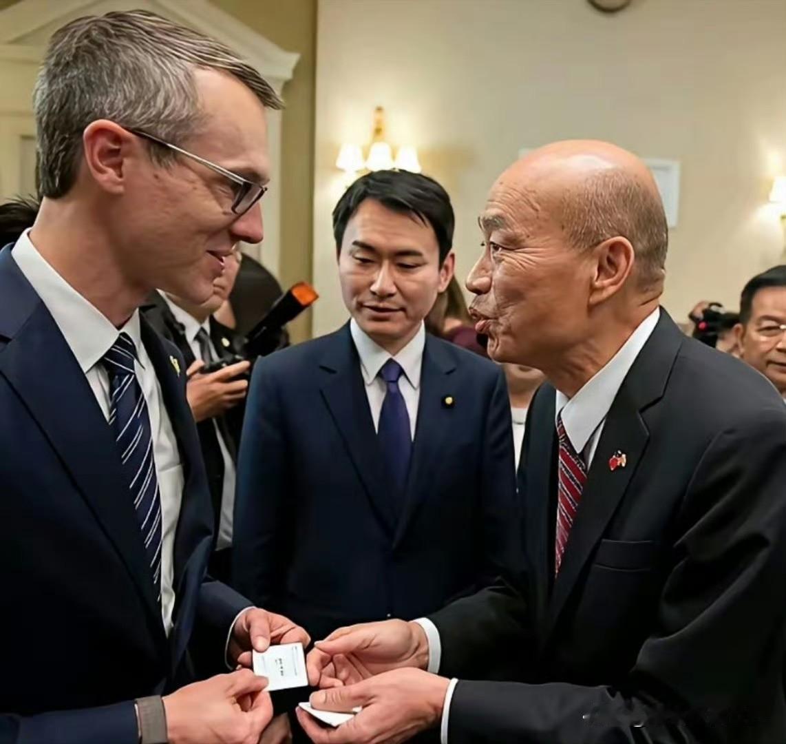 韩国瑜老了。他和王金平的职业生涯竟然充满了高度的相似性！当然在相似性之外，韩国瑜