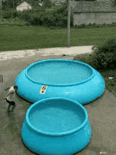 老外就是快乐，三个大男人玩的像个孩子！