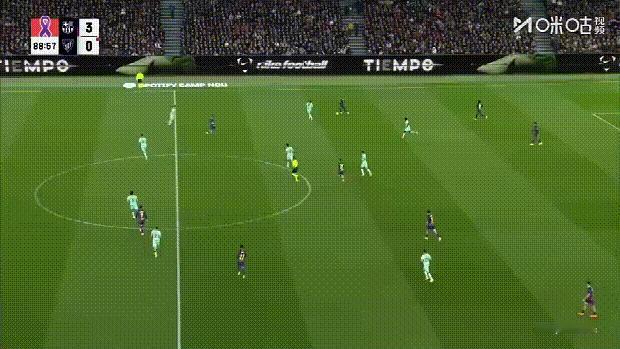 小孩哥又雄起了，亚马尔中场连过数人后来了个手术刀直塞，神来之笔，助攻费兰单刀破门