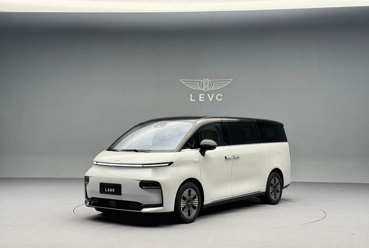 #翼真L380售价37.99万起# LEVC翼真汽车首款纯电MPV L380正式