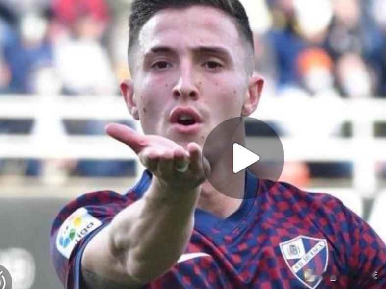 中超绯闻外援---埃斯克里切…埃斯克里切目前效力于西乙阿尔瓦塞特俱乐部，本赛季出