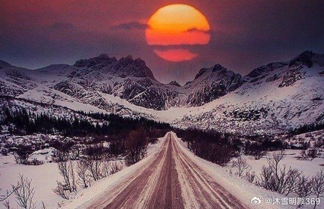 寻求真理，寻求爱，寻求智慧，寻找平静。 