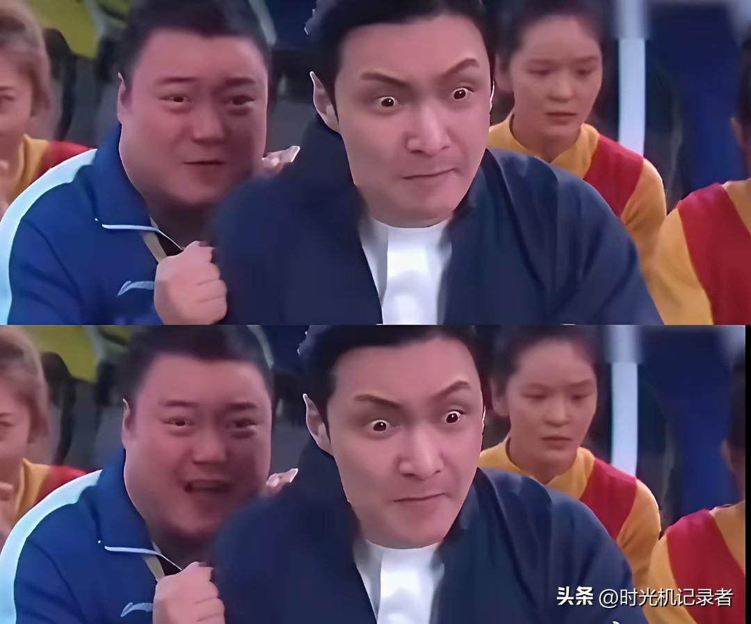 周星驰的电影还没上映，这两个电影截图火了，张艺兴和张小斐这是认真的吗？眼睛瞪得也