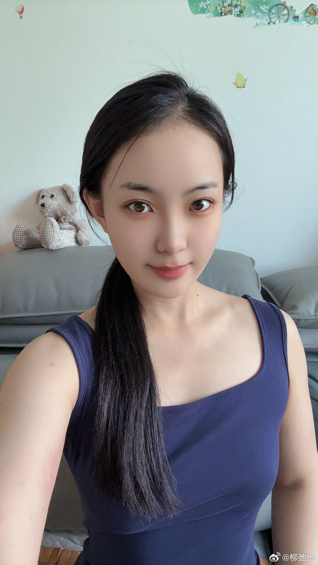 人生第一次当女司机！给姨妈庆生出发啦🚗今天终于用上驾照了！载着蛋糕去给姨妈过生