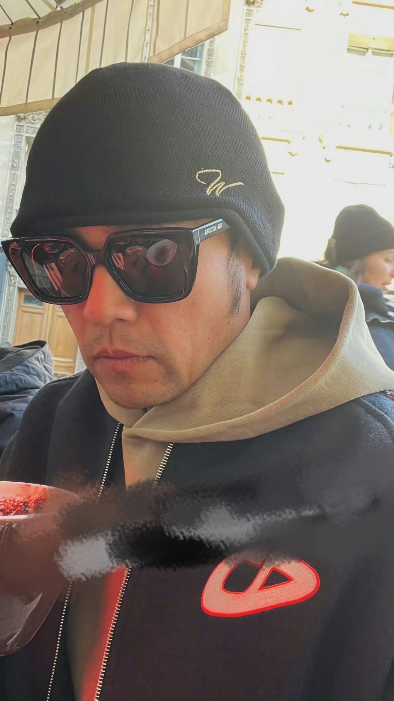 靓仔自拍来了！ 