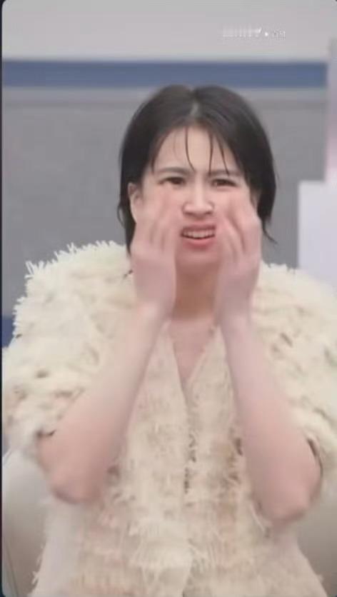 王濛永远被甜妹拿捏乘风2026 王濛真的逃不过甜妹撒娇！曾沛慈一软乎乎撒娇，王濛