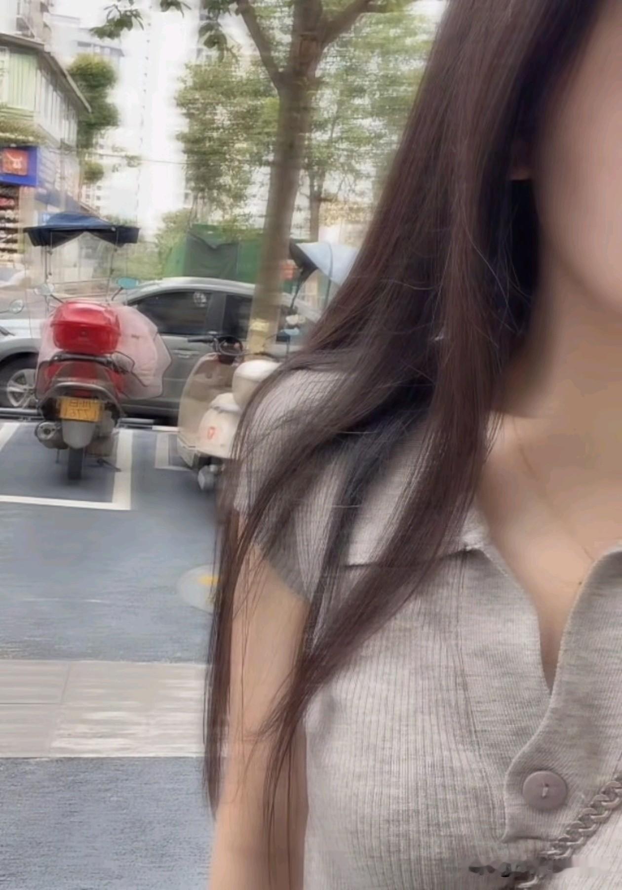 时间真是个好东西
它让我知道
有些事真不是事
有些人真不是人