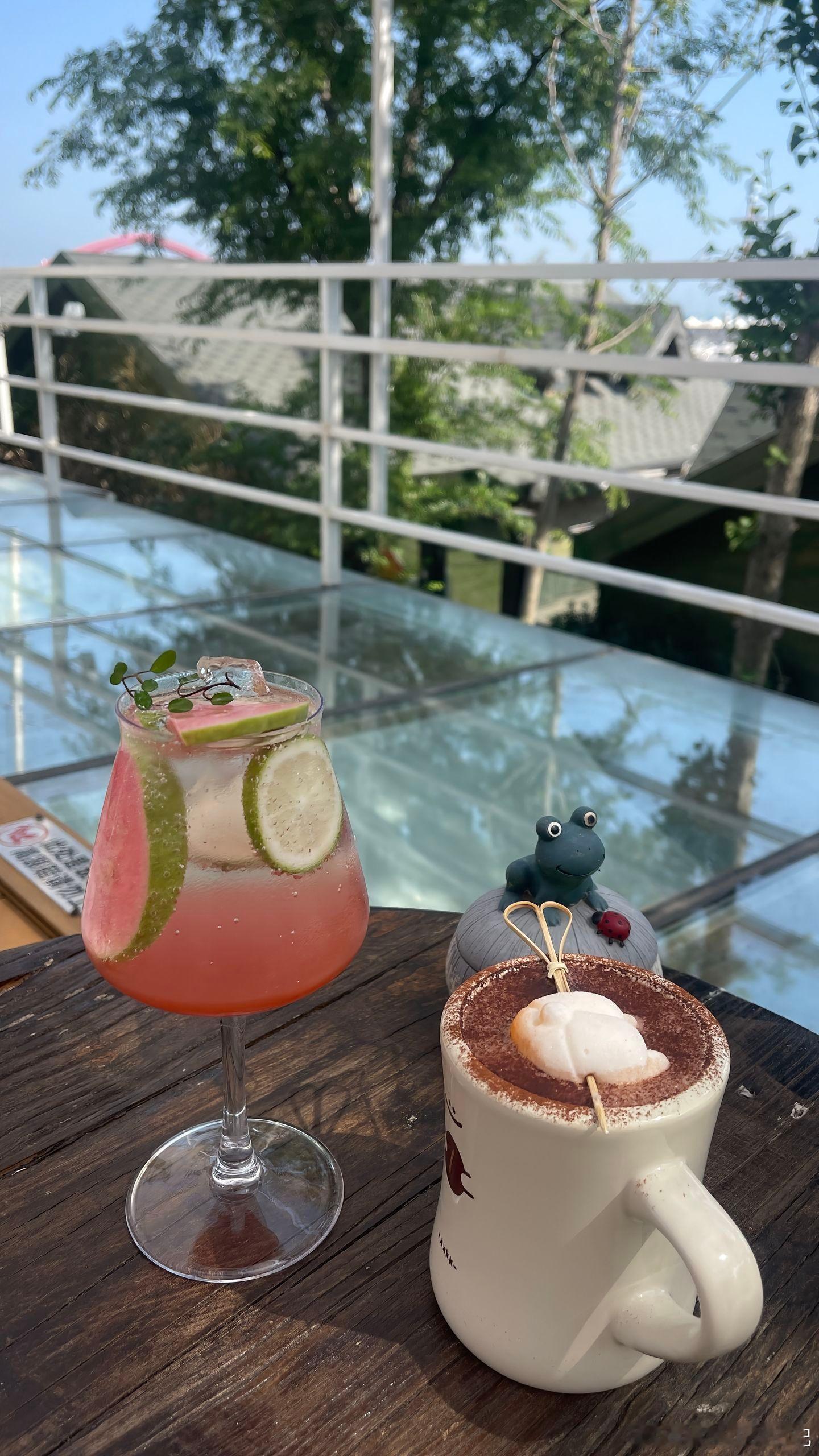 轻熟女神范儿 姐姐不错啊 