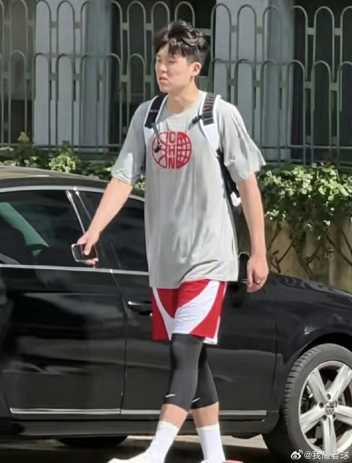 正神归位！中国男篮世预赛备战杨瀚森、贺希宁、曾凡博归队！
     中国男篮7月