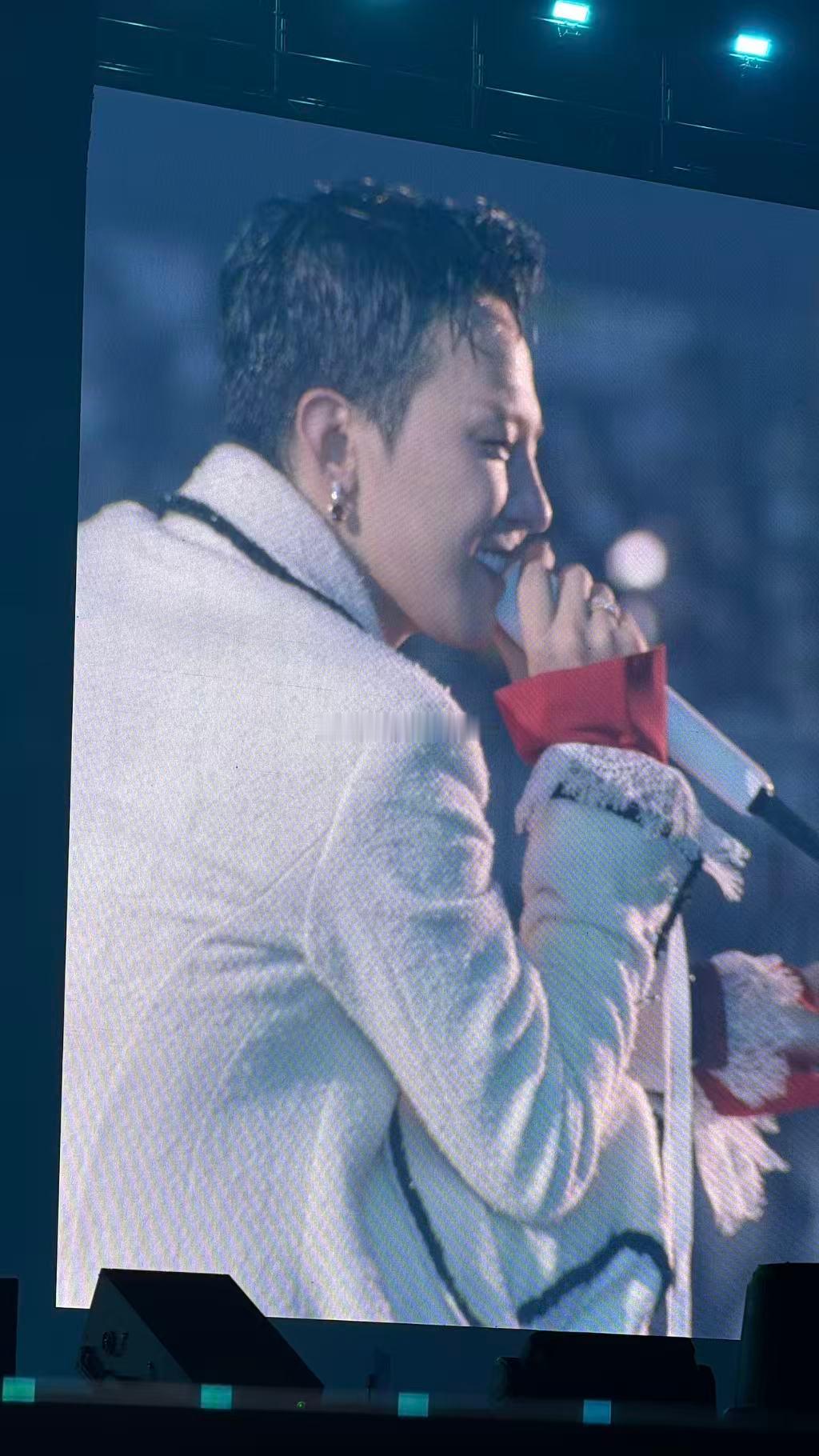 永远明媚的权志龙cr.小张 