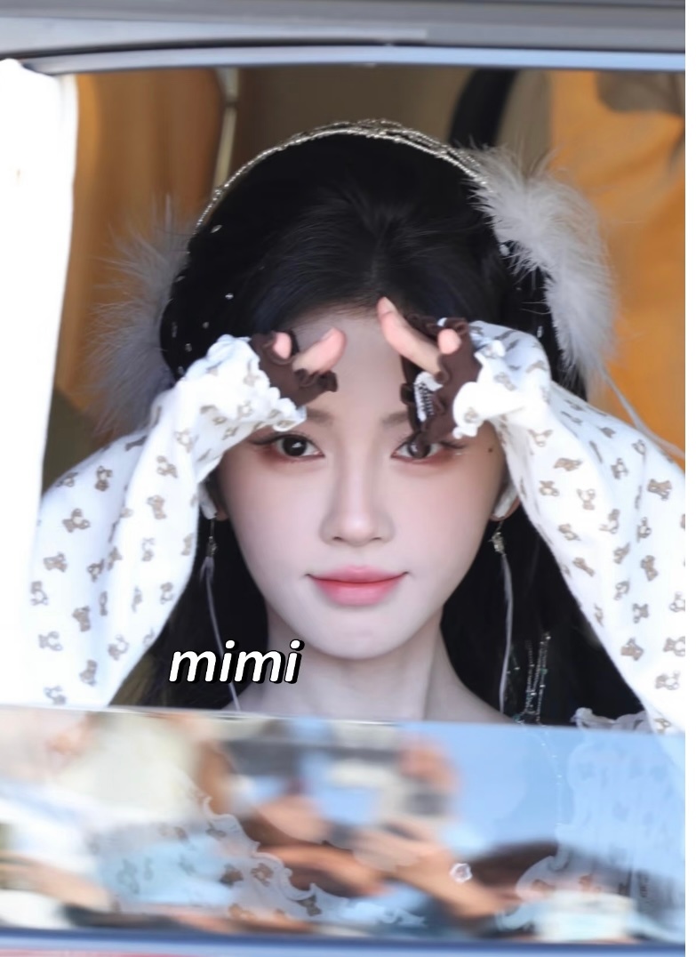 上班咯鞠婧祎苏绿夏