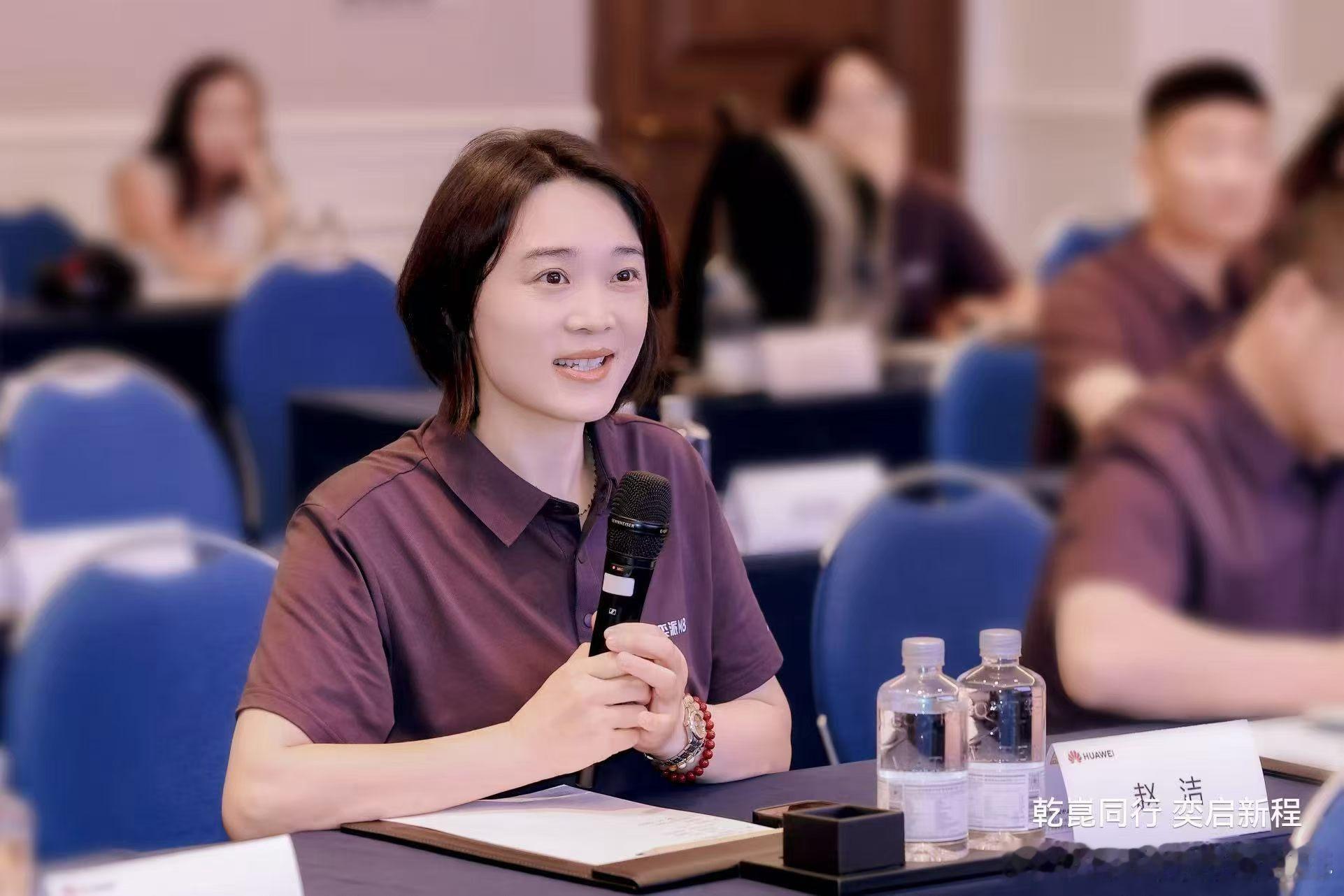 乾崑同行 奕启新程东风奕派 赴华为松山湖之约领略科技与自然交融共话未来智慧出行新