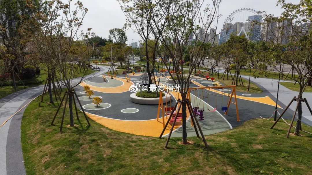全国各地口袋公园建设典型案例-福州松山文化园松山文化园位于晋安湖畔，由4座口袋公