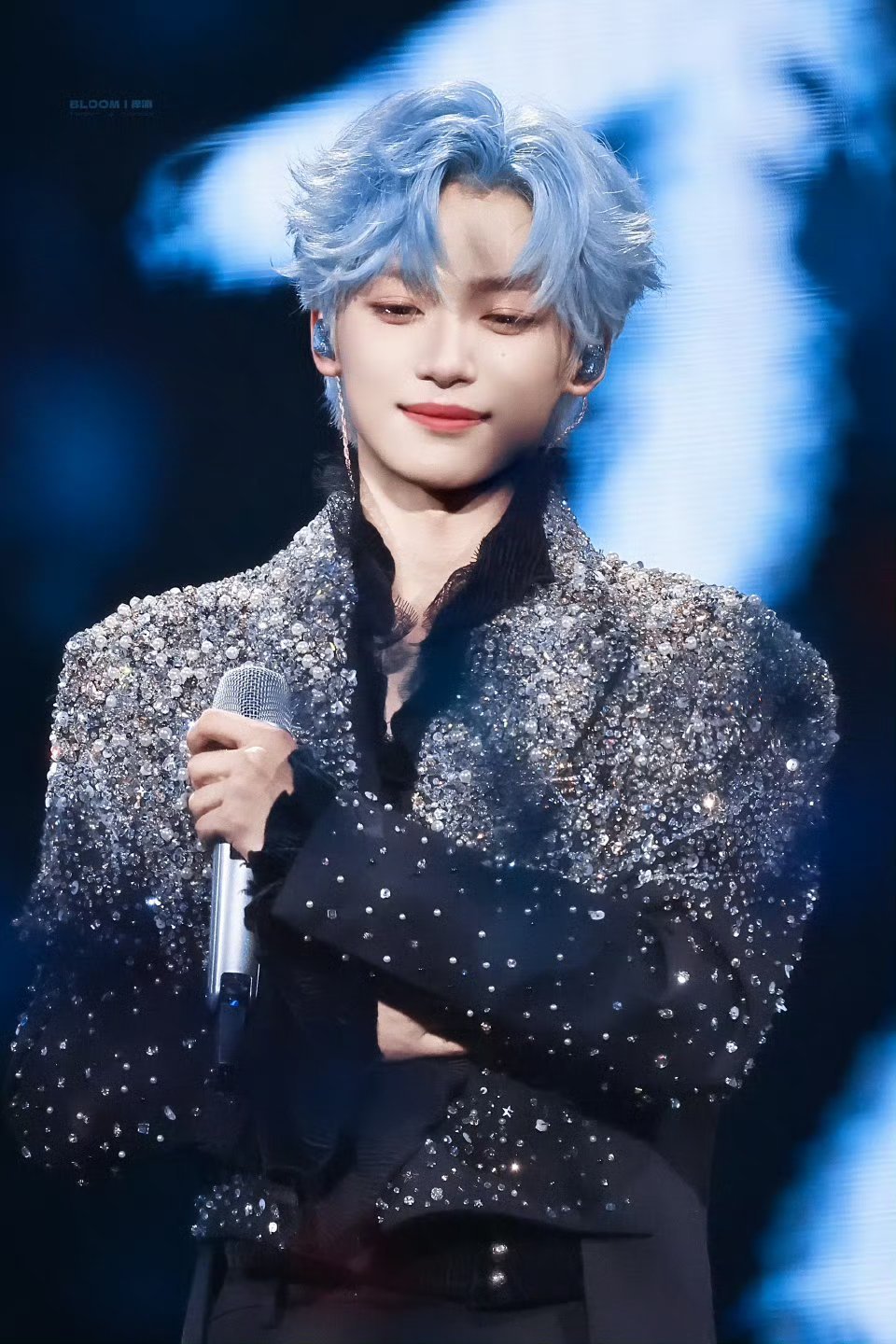 梓渝游点意思 南京第二天 站姐出图永远追逐自由和浪漫的小鱼啊！ 