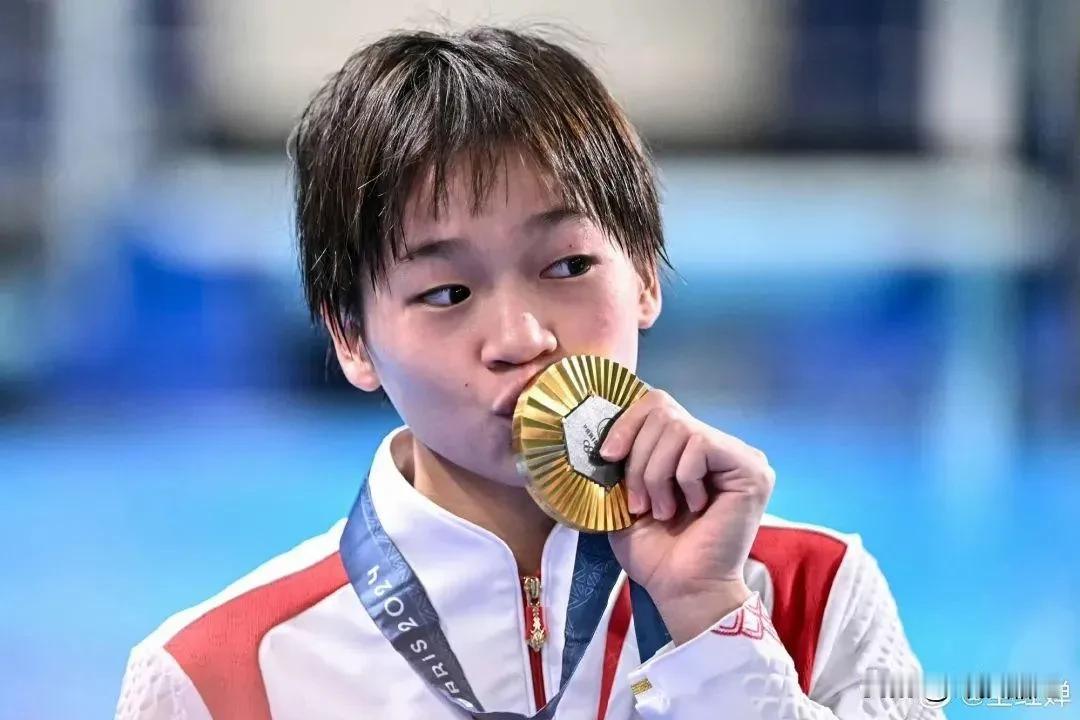 广东10金！4个双金王！
1.全红婵，广东省湛江市，2金，跳水女子10米跳台，单