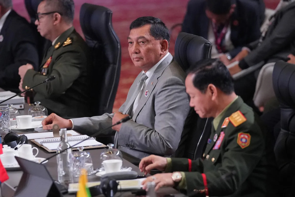 印度尼西亚国防部长最新回应购买歼-10：没有下单，我们还在考虑。“我们可以去任何