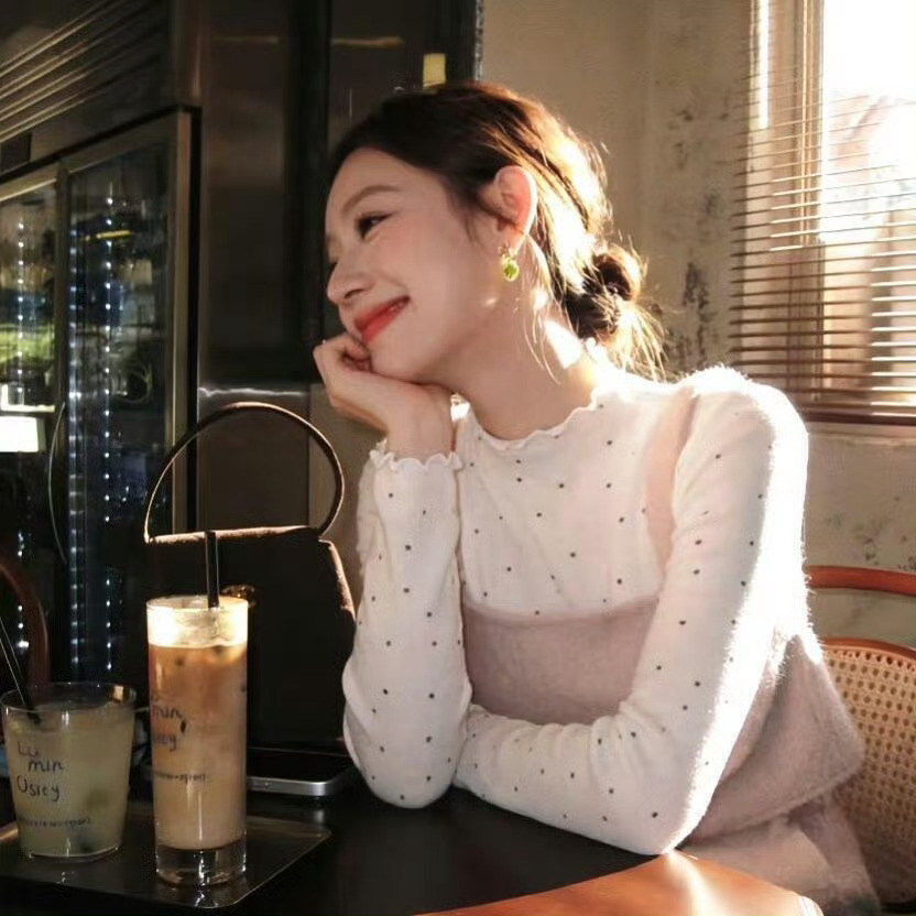 WeChat 生活感女头｜氛围感｜甜系美女｜可爱头像｜干净无水印｜小众头像丨in