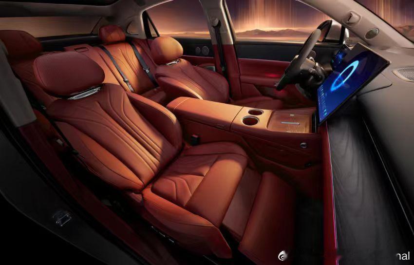 岚图追光 L 上市：30 万级高端轿车再添 “硬核选手”2025 年末，岚图以 