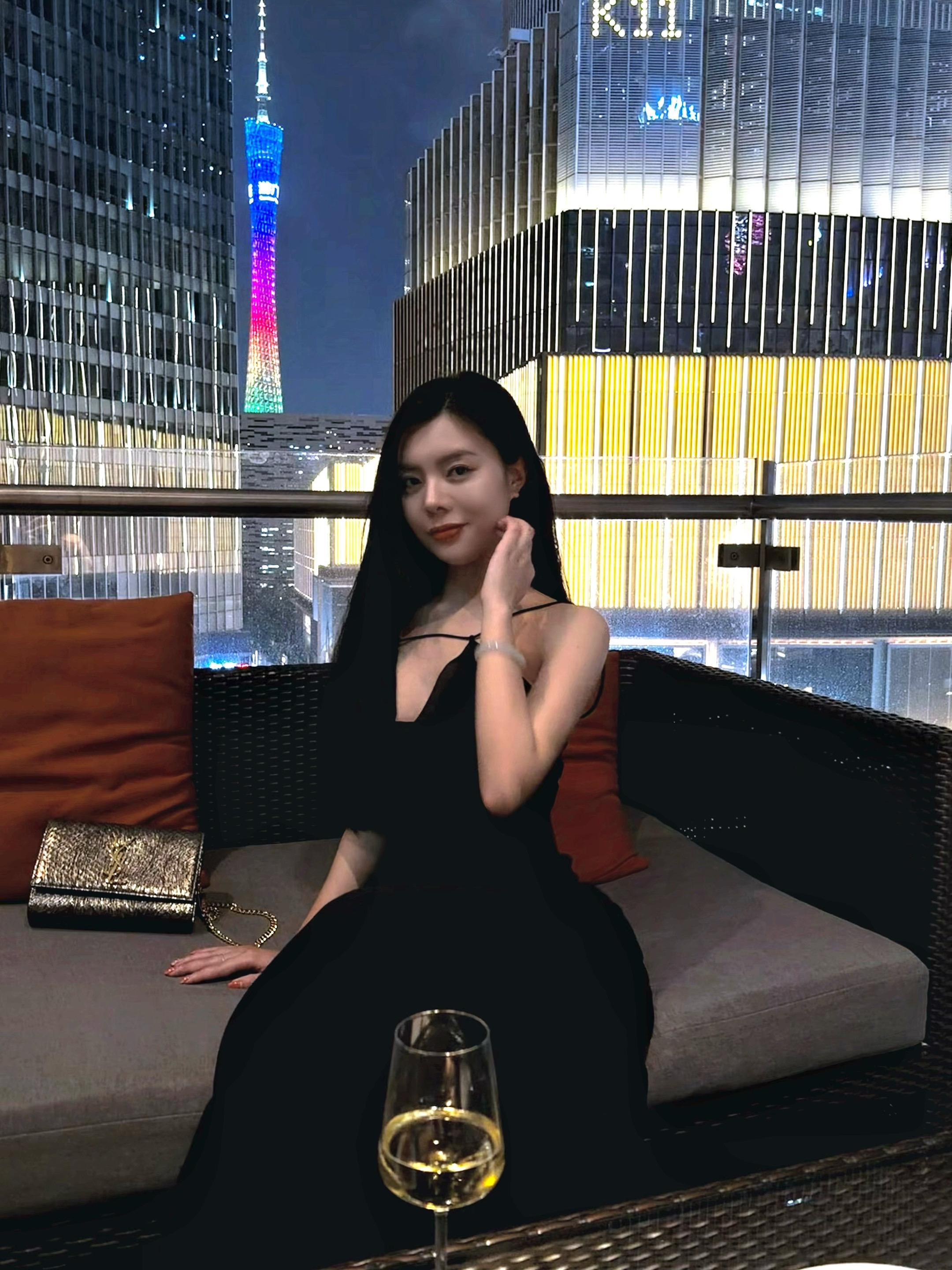 幸福是个比较，要有东西垫底才感觉得到。