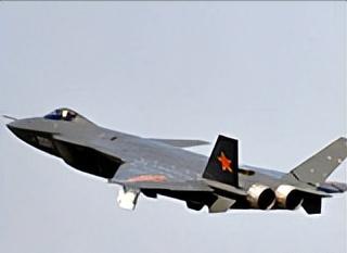 美国给歼-20算了笔账，用不着等六代机歼36、歼50服役，美国空军就要让出世界第
