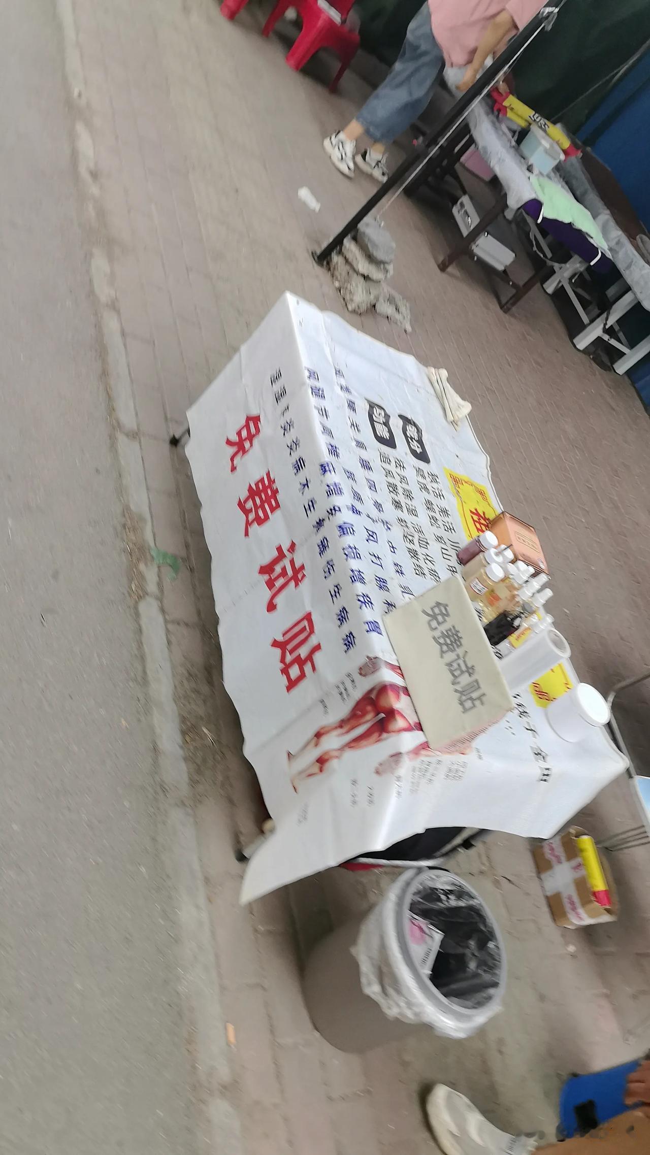 现在，网络上对我们军事实力自吹自捧的太多了，这点和晚清时期惊人相似。当年清朝综合