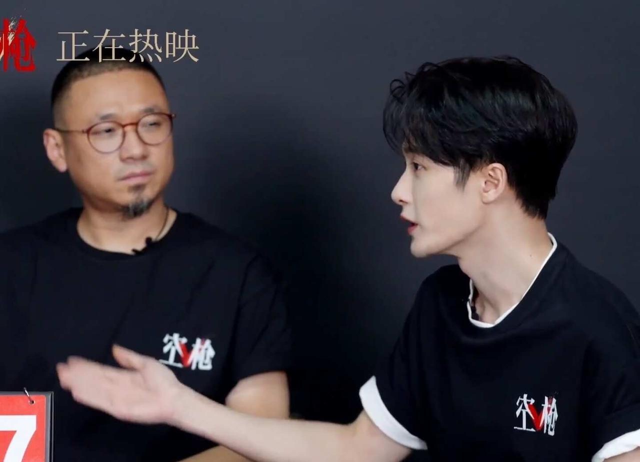 我看帅哥发言black pink：
导演私密马赛檀健次