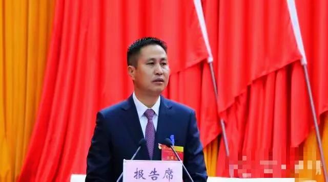 突发！突发！震惊！震惊！云南曲靖贪腐窝案越挖越多，仅今年以来就超过30多人，包括