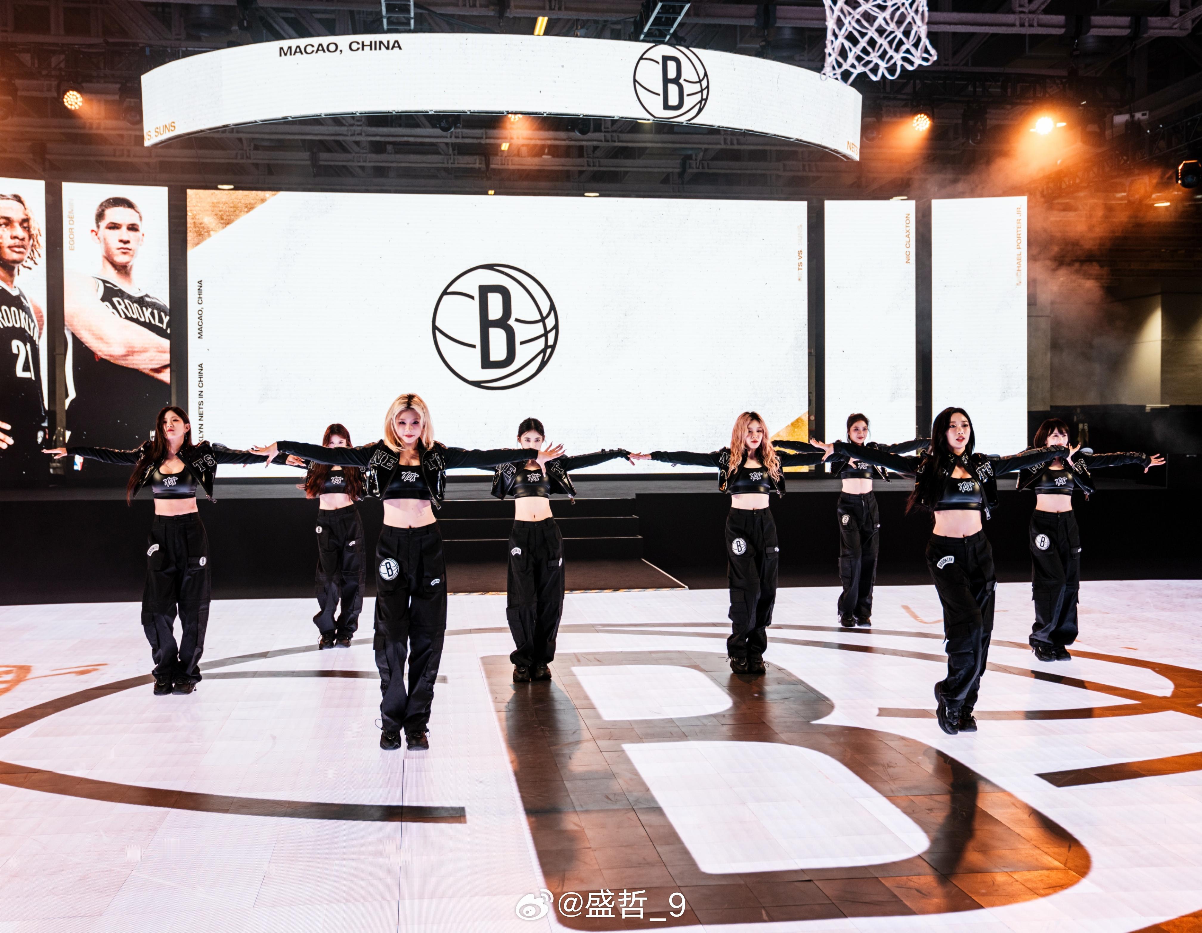 梦想照进现实！国内首支NBA拉拉队，将代表篮网登上NBA舞台，亮相巴克莱中心。这