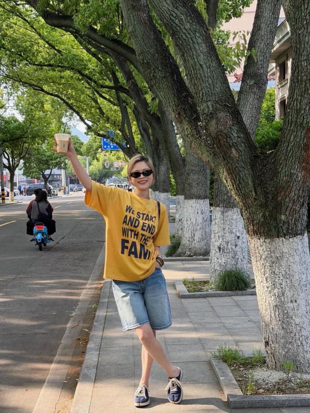 放下所有烦恼 好好享受当下的晴天 ootd我的穿搭日记