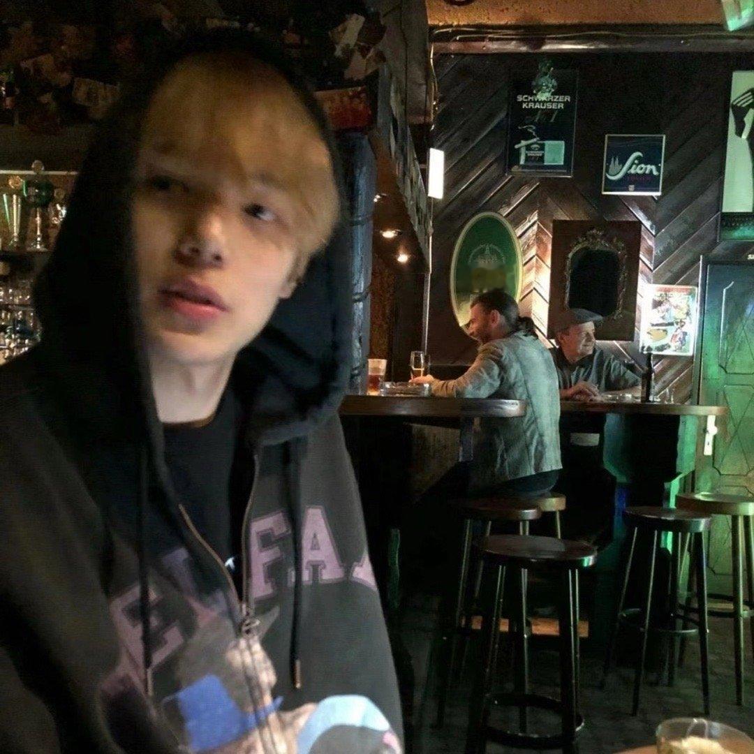 雨流转着，生命流转着，我流转着 -李玟赫｜头像分享｜韩系｜氛围感｜ins风｜审美