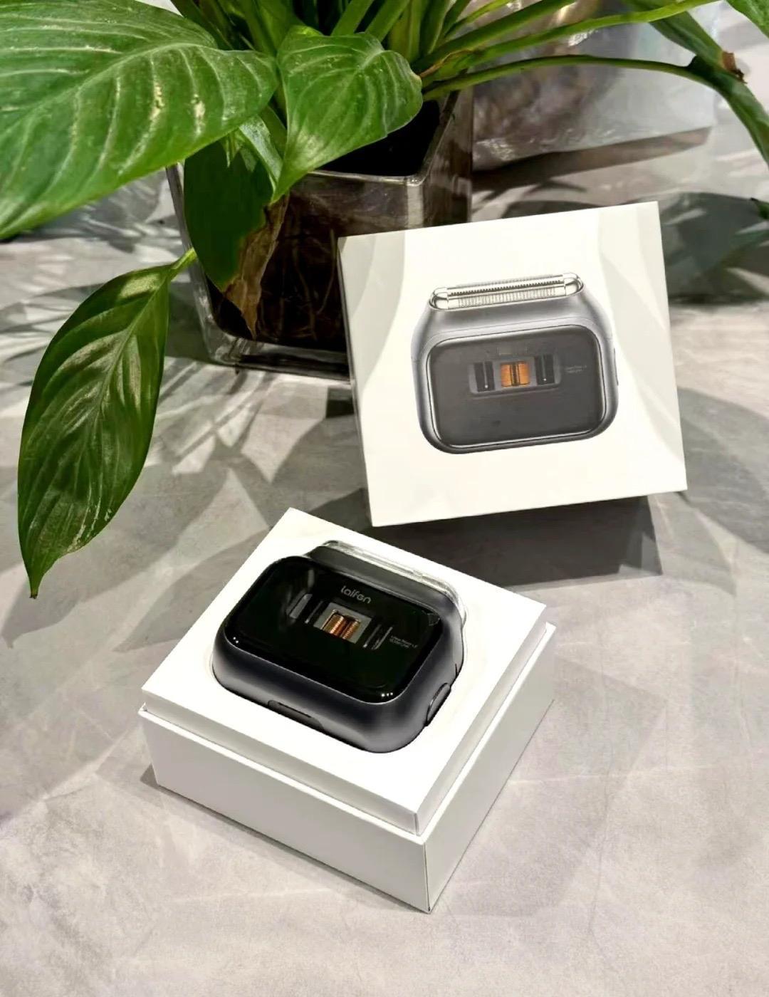 徕芬剃须刀，又是第一名👍
以前买剃须刀，我只在意“剃得干不干净”。
直到用了徕