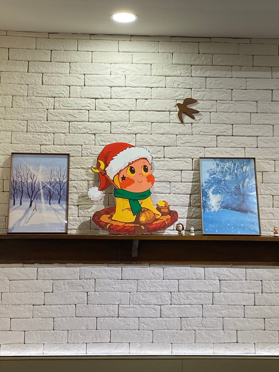 上周末逛的两家店都有星星人真可爱☺️ 