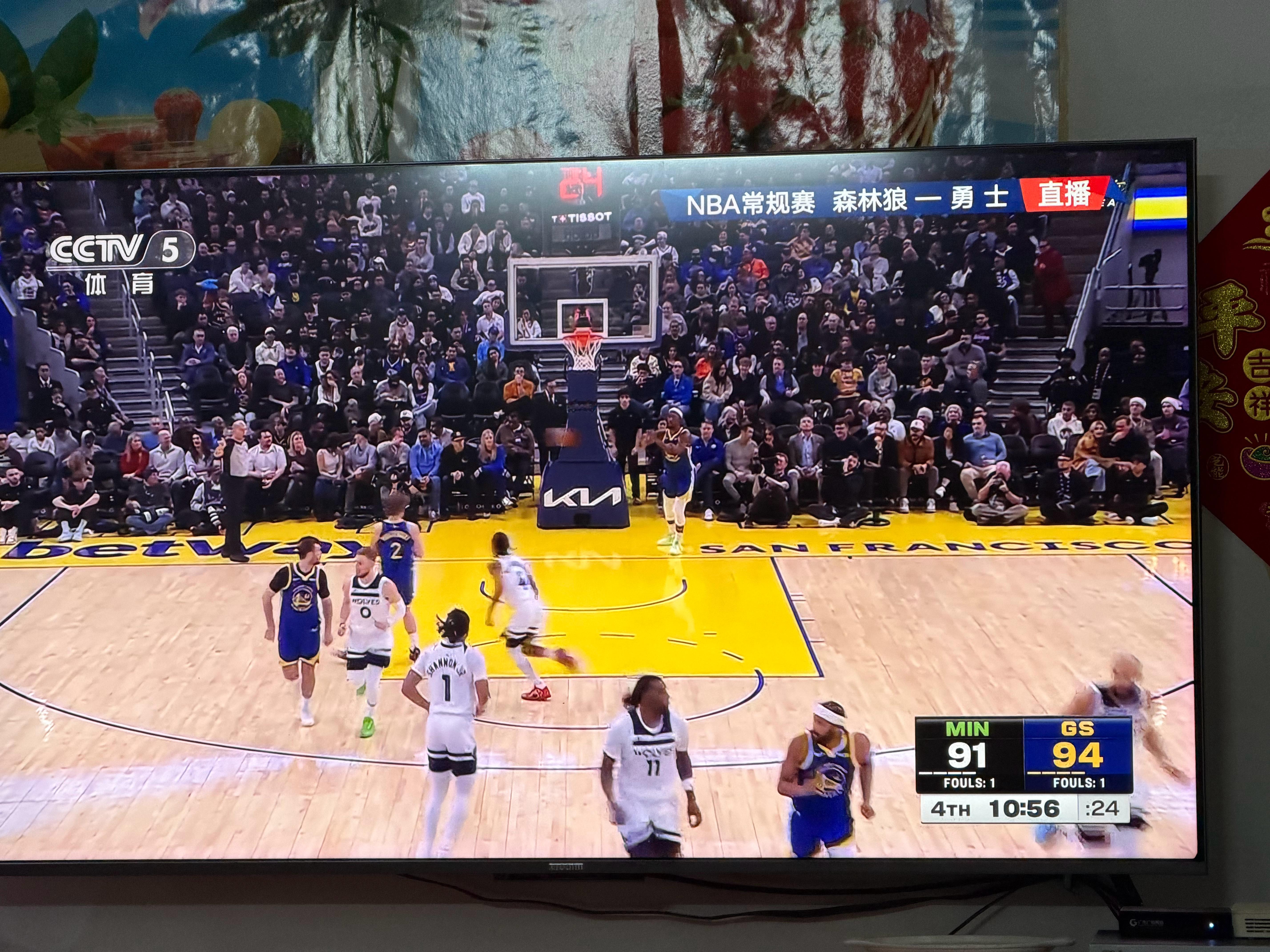 nba破界玩家 哇今天森林狼跟勇士比分咬得蛮紧的第四节刚刚开始，又来到96:96