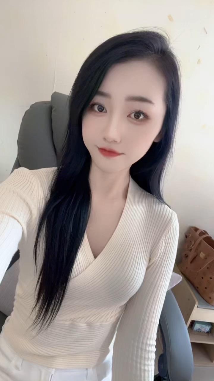 爱自己的锈迹斑斑.