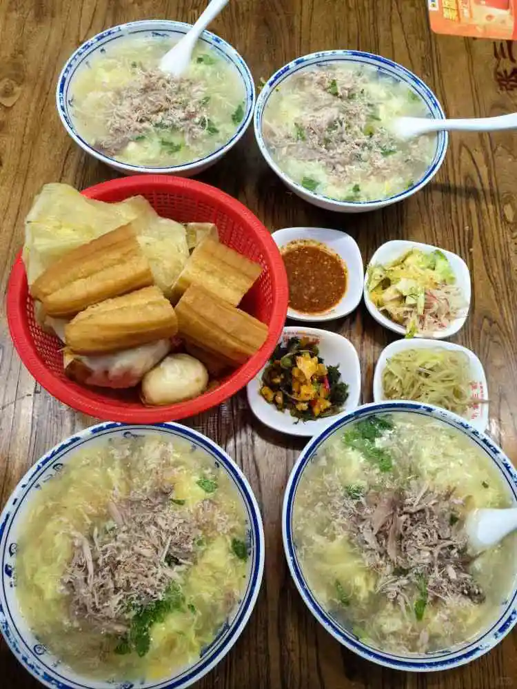 喜欢,早餐来一碗很舒服了～也别喜欢泡油条