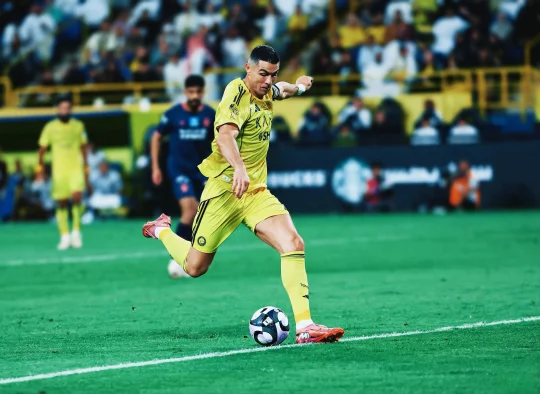 C罗打入生涯第951球图集