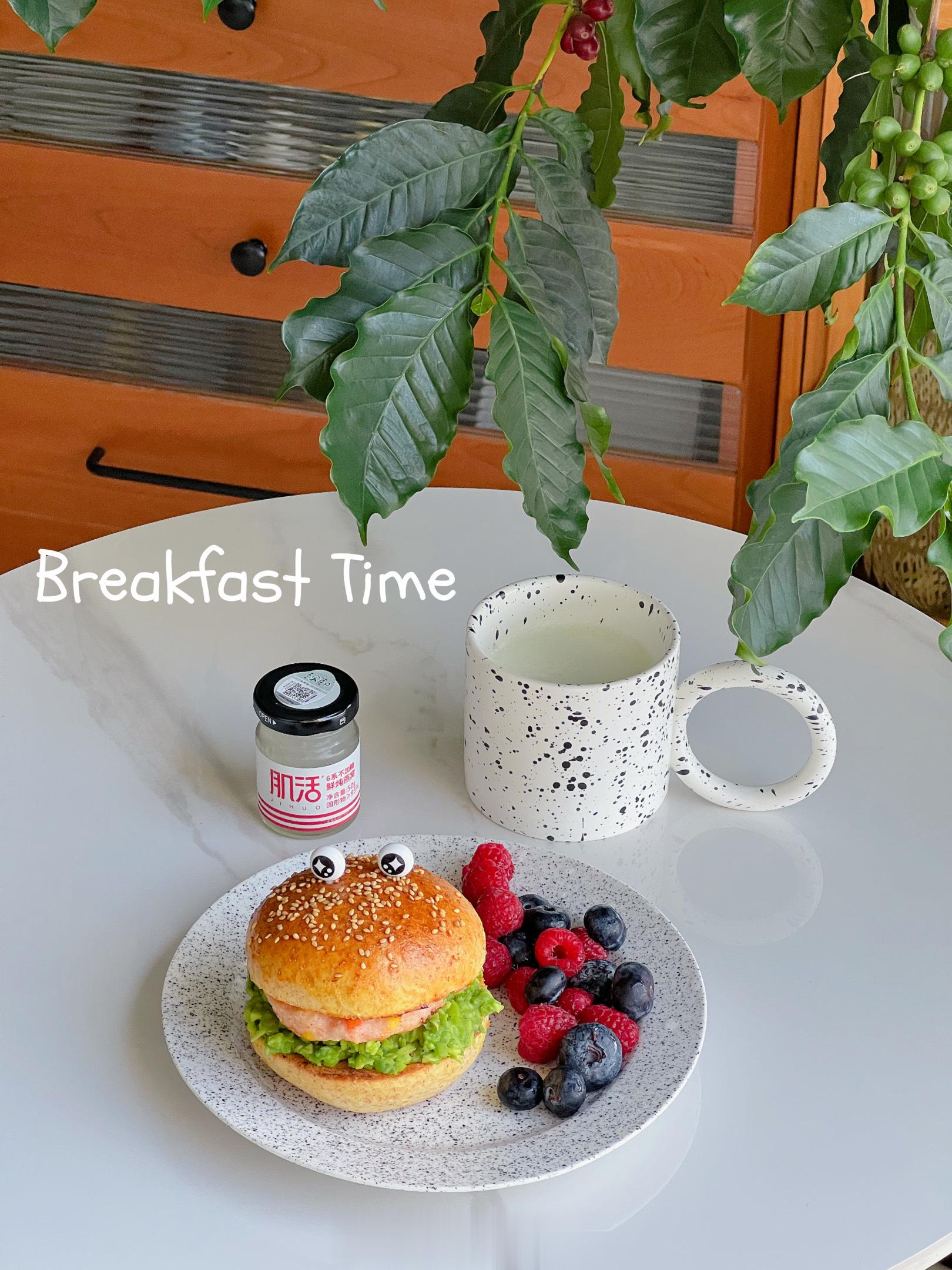 今天的早餐可爱到犯规！！！[哇]自制牛油果虾肉饼汉堡🍔#理想生活季##生活也美