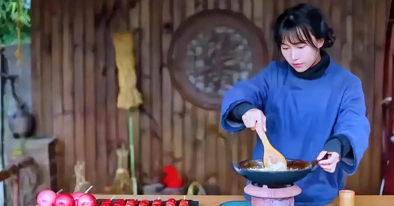 李子柒的心灵坚韧程度究竟有多深？从这三个细节可见一斑

1.人生初始，她便遭遇家