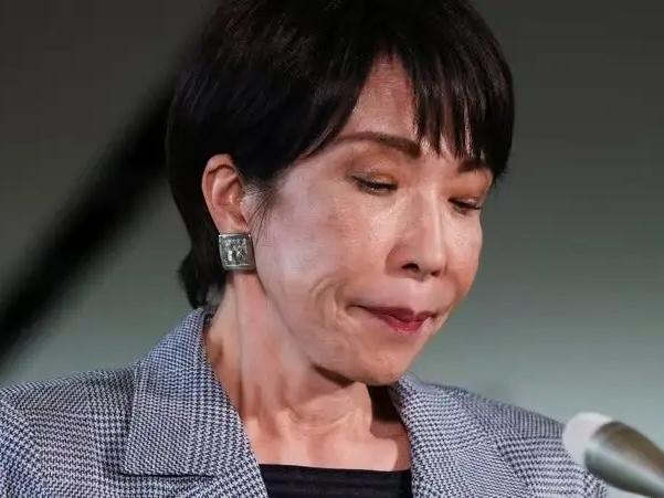 普京登岛这步棋，高市早苗的“绝对无法容忍”，终究只能是一句，“绝对无法奈何”的叹